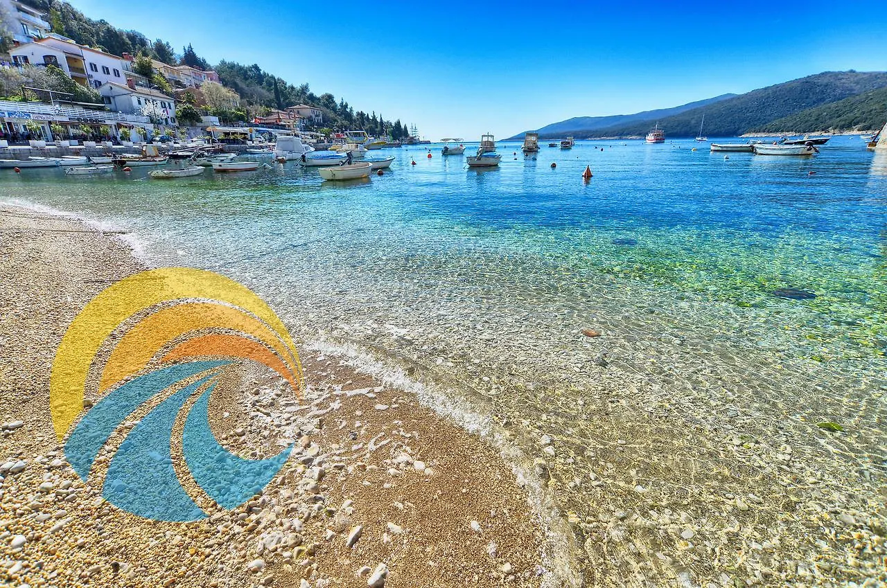 Apartments Medulinska Rabac 757 0*,